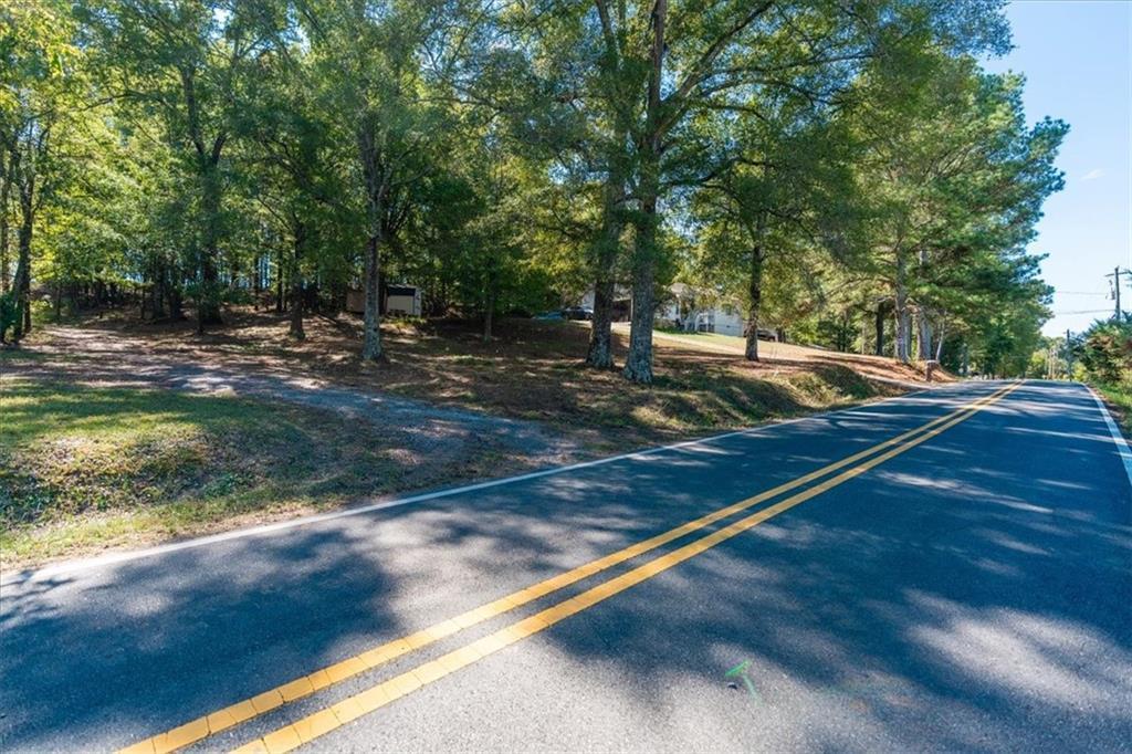 66 Arnold Rd., Cartersville, GA 30120