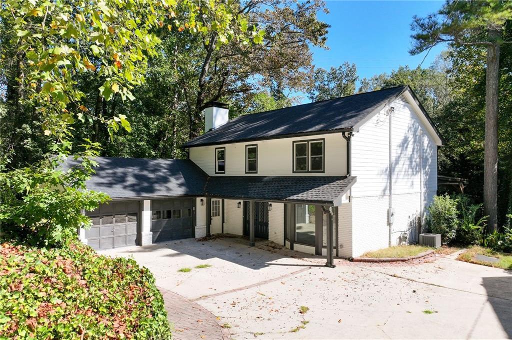 380 Thornwood Dr., Atlanta, GA 30328