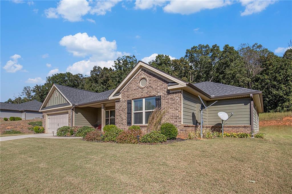 323 Emily Forest Way, Pendergrass, GA 30567
