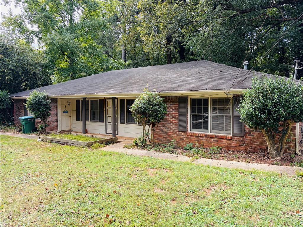 4742 Valley Dale Dr., Lilburn, GA 30047