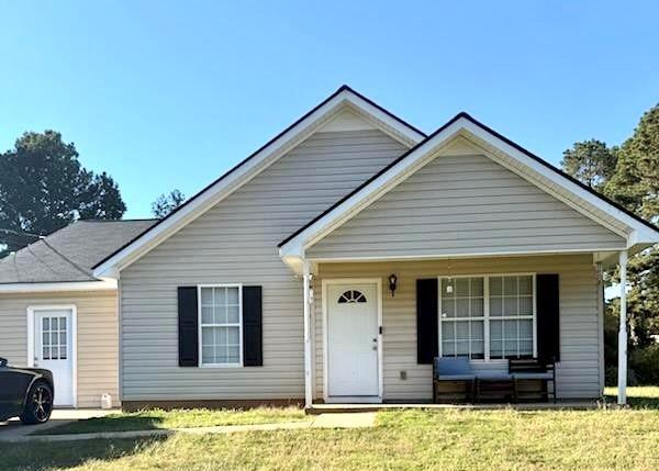 244 Queens Ct., Jackson, GA 30233
