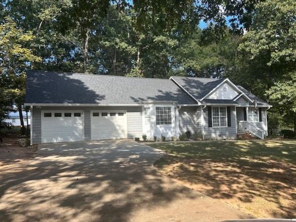 192 Louise Dr., Commerce, GA 30529