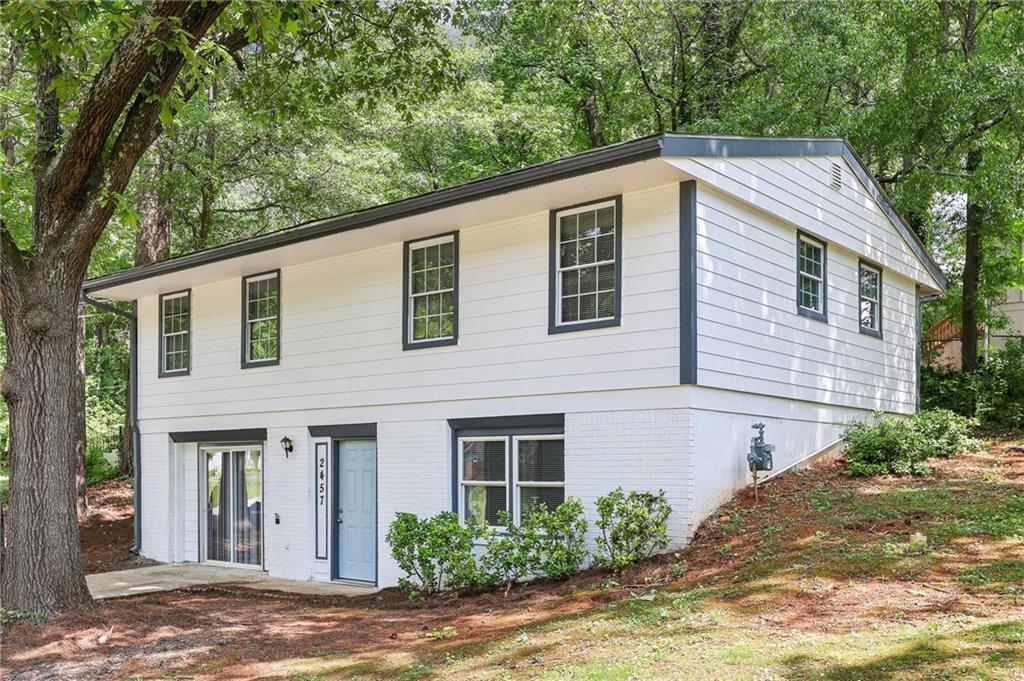 2457 Shiloh Dr., Decatur, GA 30034