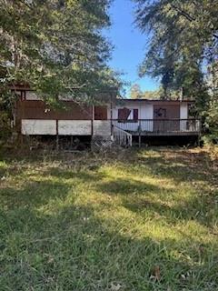 967 Lake Dr., Snellville, GA 30039