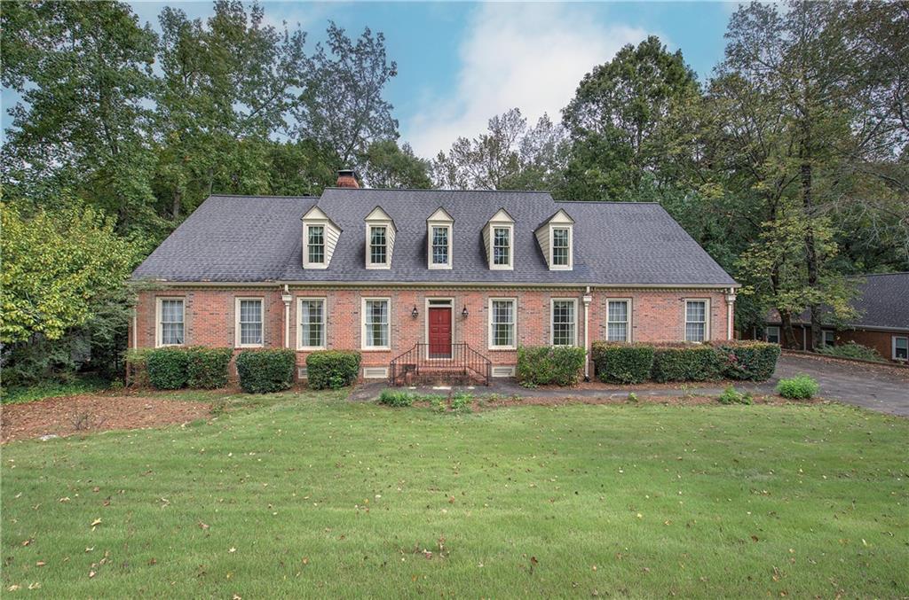 302 Chase Ln., Marietta, GA 30068
