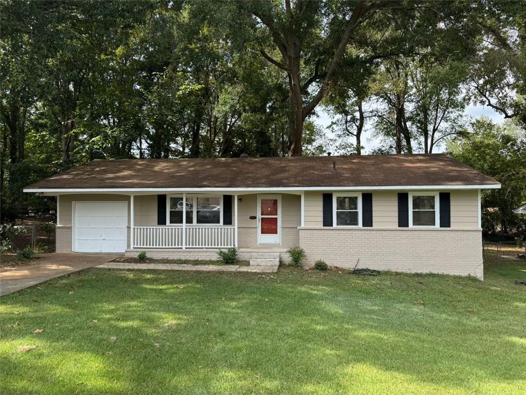 8845 Ashwood Dr., Riverdale, GA 30274
