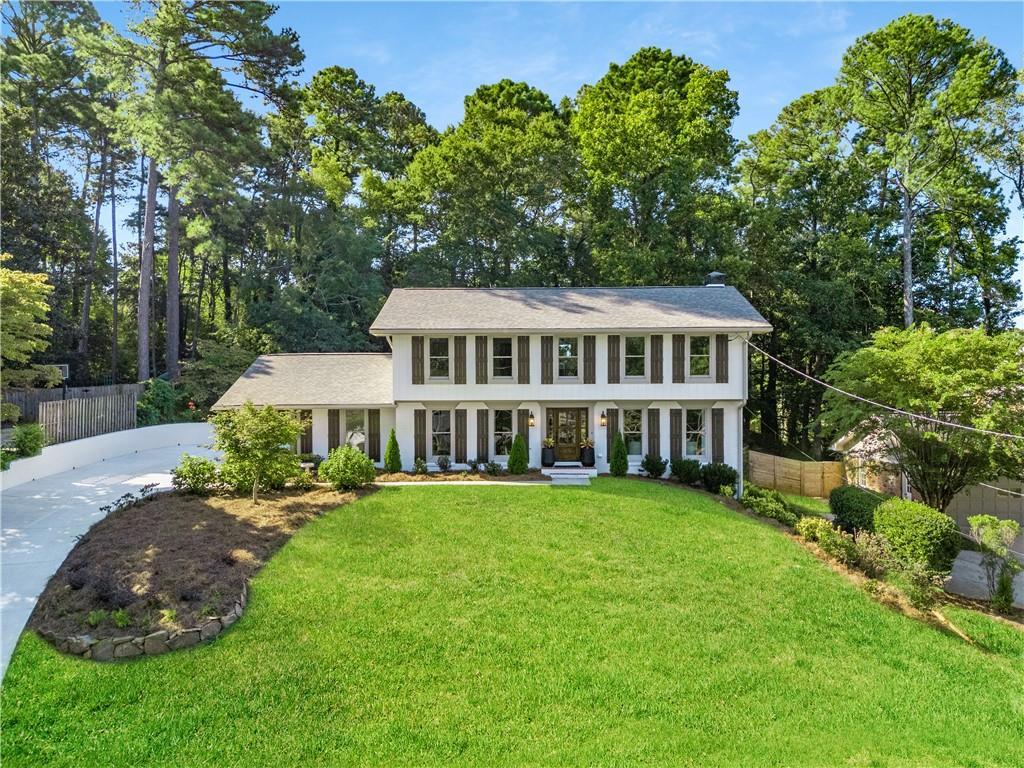 3549 Castlehill Ct., Tucker, GA 30084