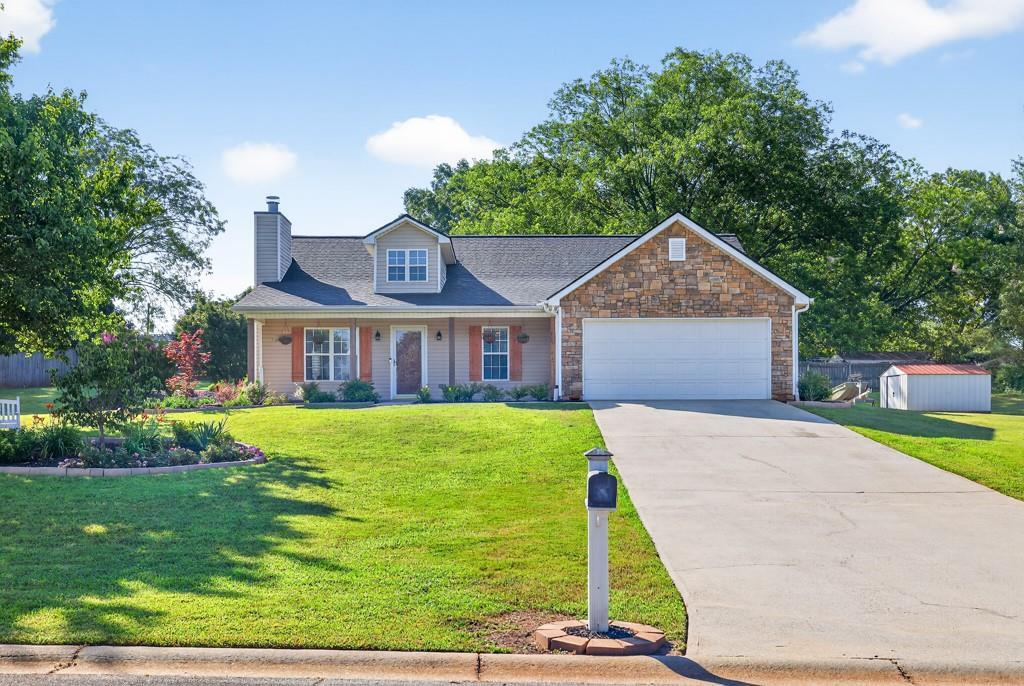 933 Justin Dr., Winder, GA 30680