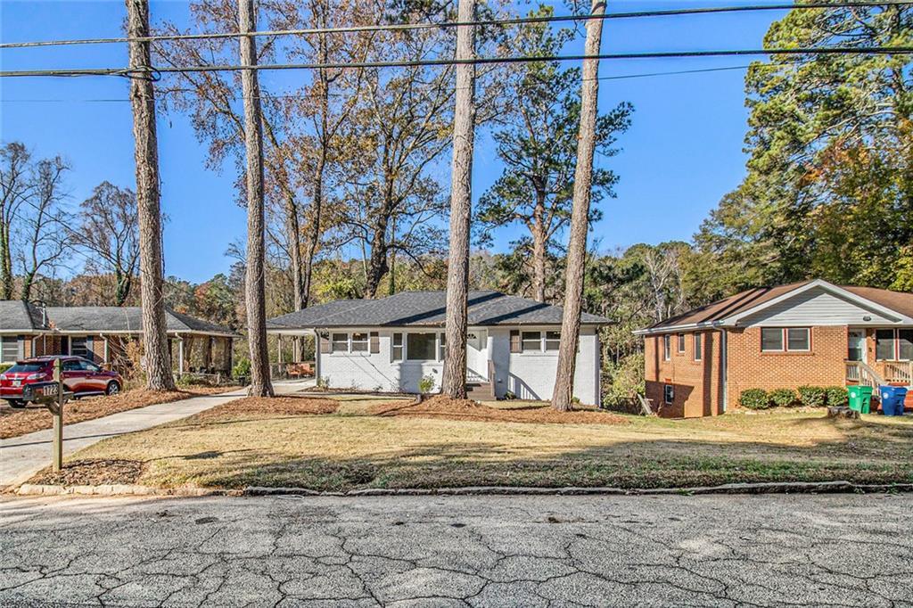 1723 Capistrana Pl., Decatur, GA 30032