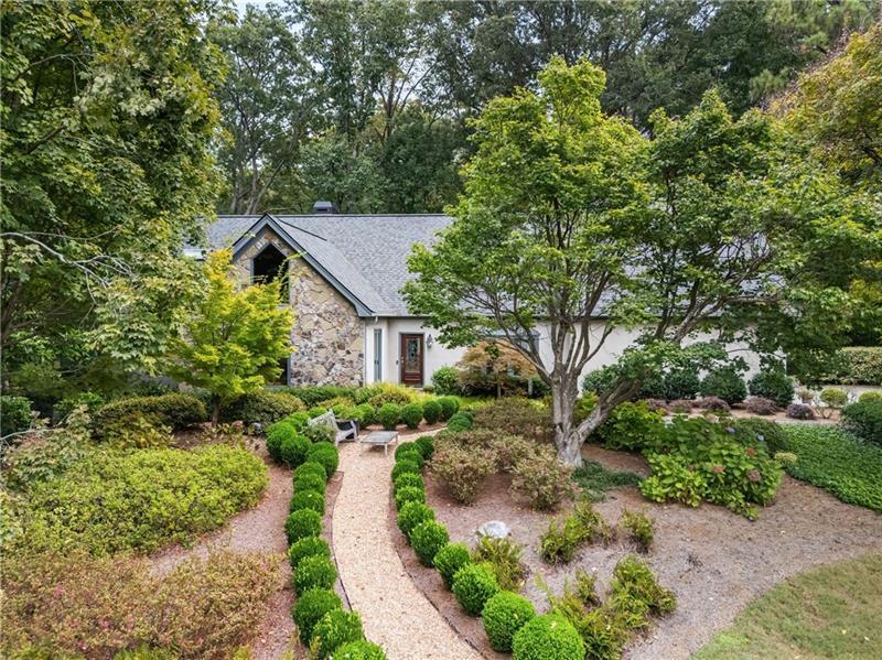 425 Overview Dr., Atlanta, GA 30327