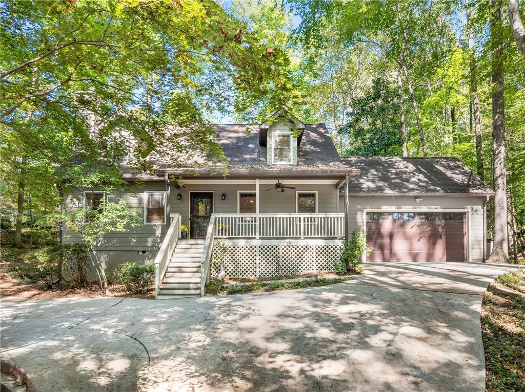 1560 Bubbling Creek Rd., Atlanta, GA 30319