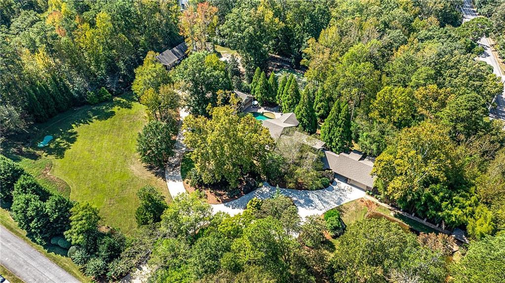 100 Leisure Tr., Peachtree City, GA 30269