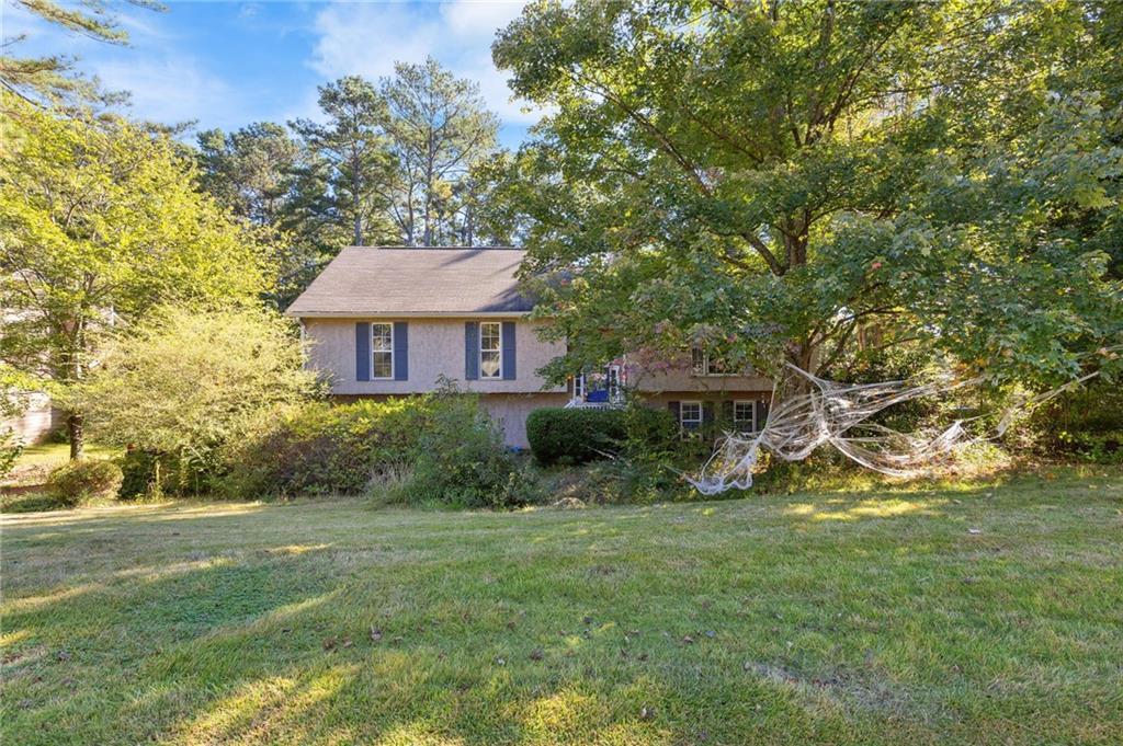 733 Creek Tr., Kennesaw, GA 30144