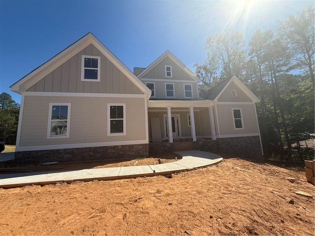 990 Cable Rd., Waleska, GA 30183