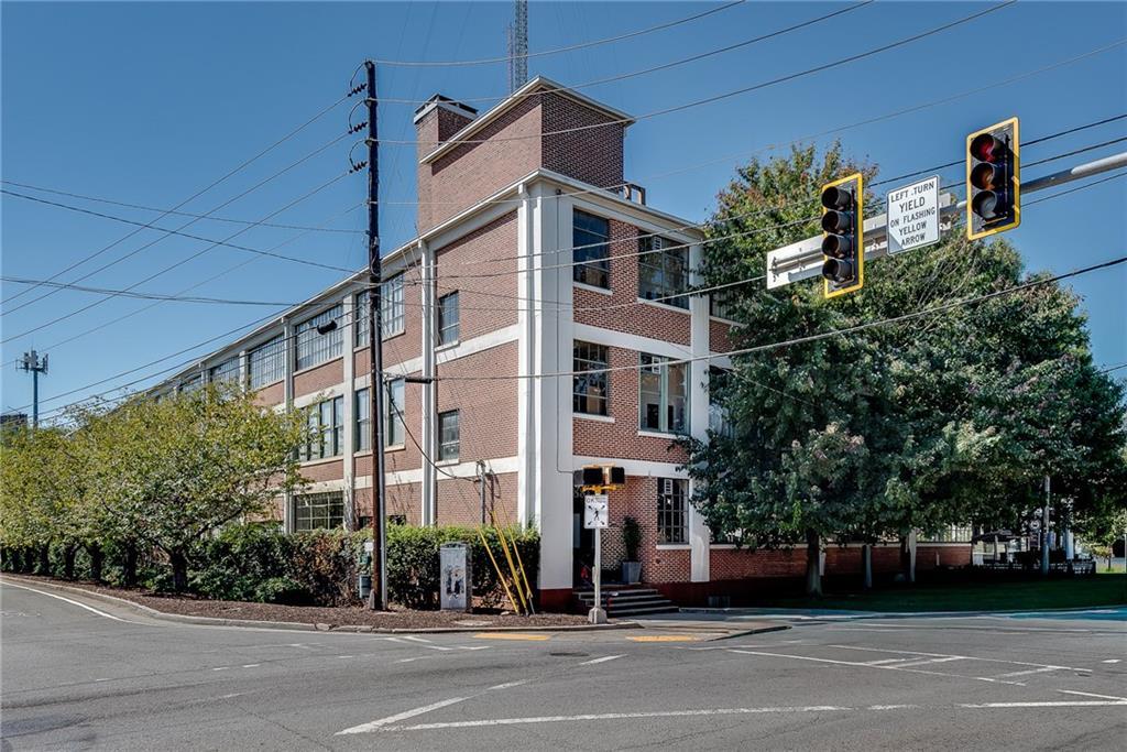 881 Memorial Dr. #209, Atlanta, GA 30316