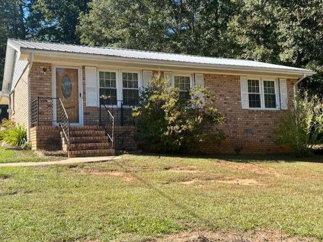 38 Paula St., Commerce, GA 30529