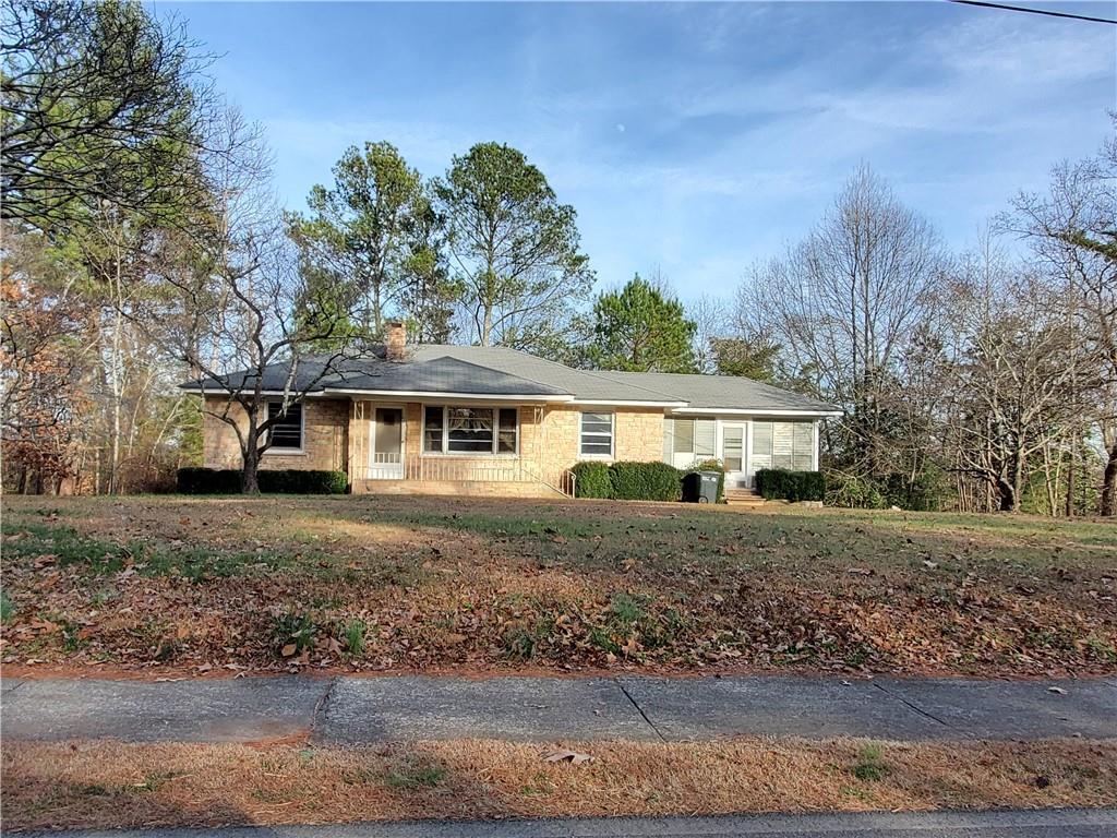1025 Pickens St., Ball Ground, GA 30107