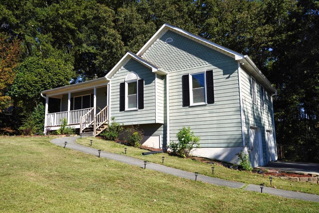 34 Bradford Dr., Cartersville, GA 30120