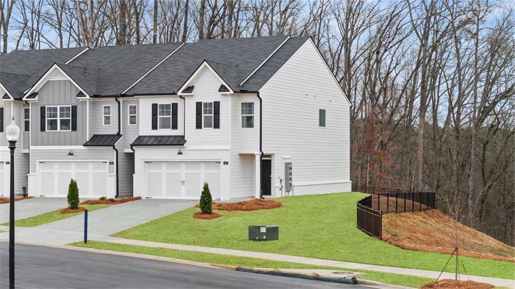 252 Sound Cir., Stockbridge, GA 30281