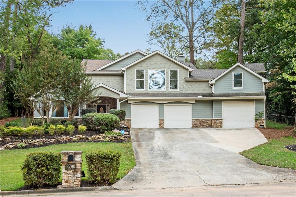 2790 Burtz Dr., Marietta, GA 30068