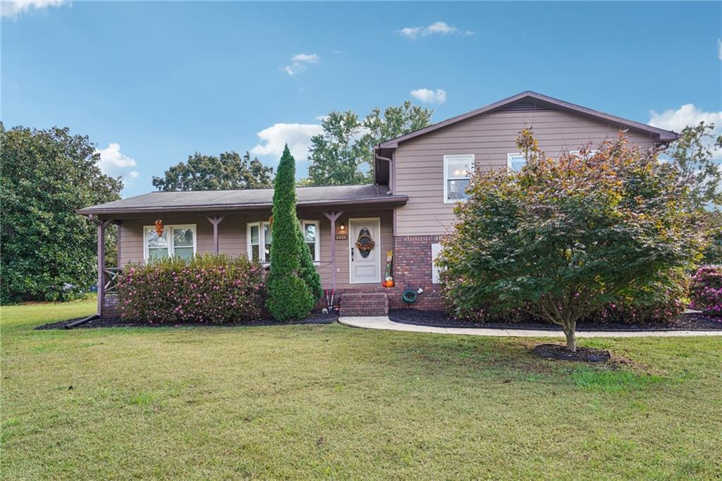 2591 Sandy Dr., Marietta, GA 30066
