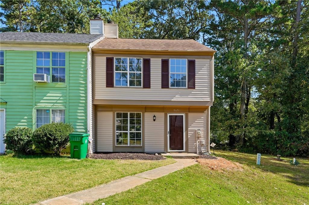 5651 Wells Cir., Stone Mountain, GA 30087