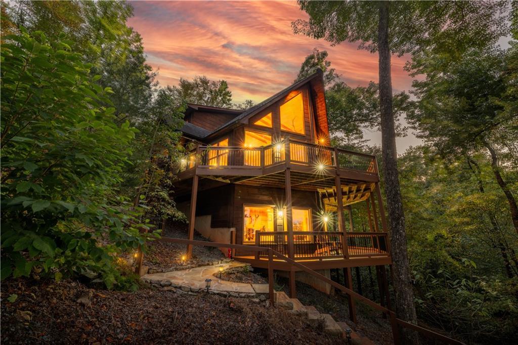 556 Grandeur Dr., Blue Ridge, GA 30513