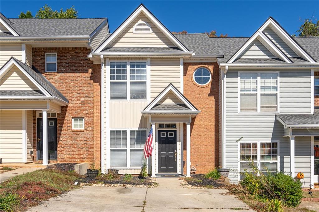 15 Pearl Chambers Dr., Dawsonville, GA 30534