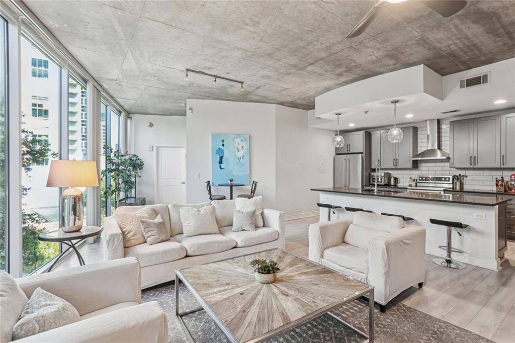 950 W Peachtree St. #803, Atlanta, GA 30309