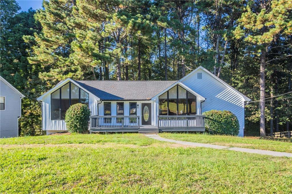 5496 Emerald Ct., Acworth, GA 30102