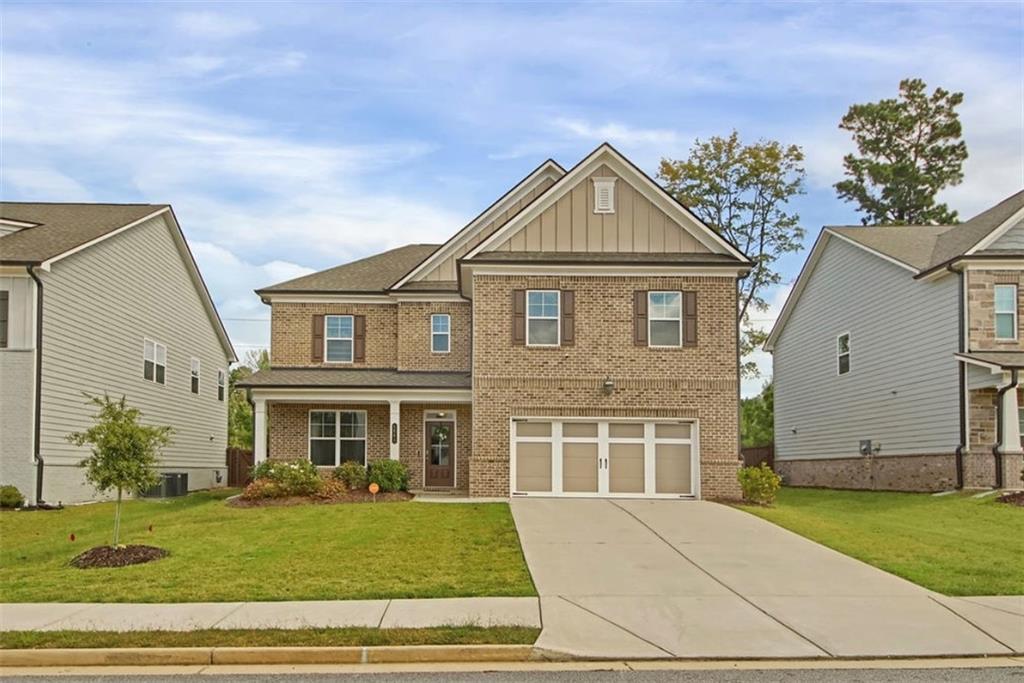 1563 Dover Creek Ln., Lawrenceville, GA 30045