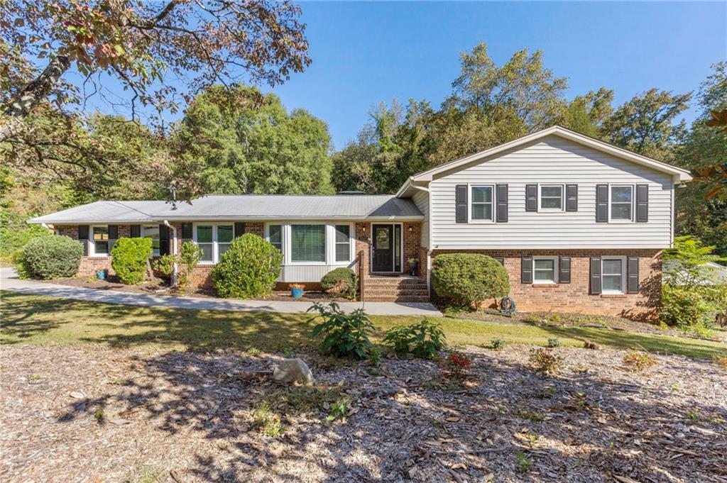 3265 Beechwood Dr., Marietta, GA 30067
