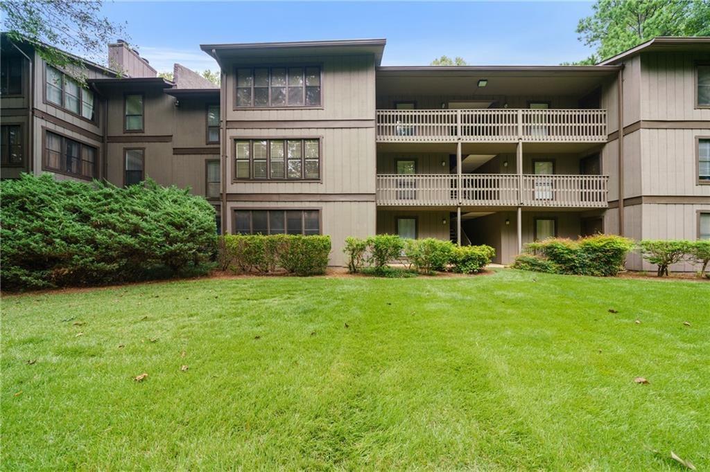 406 Smokerise Cir., Marietta, GA 30067