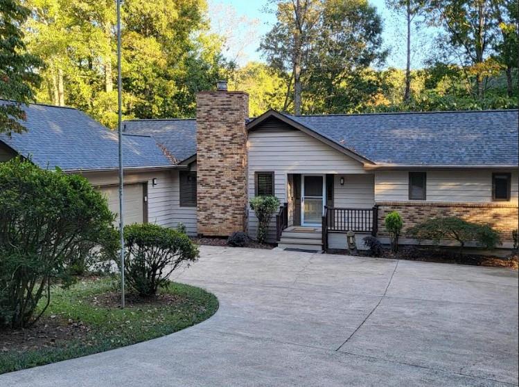 9780 Kings Rd., Gainesville, GA 30506