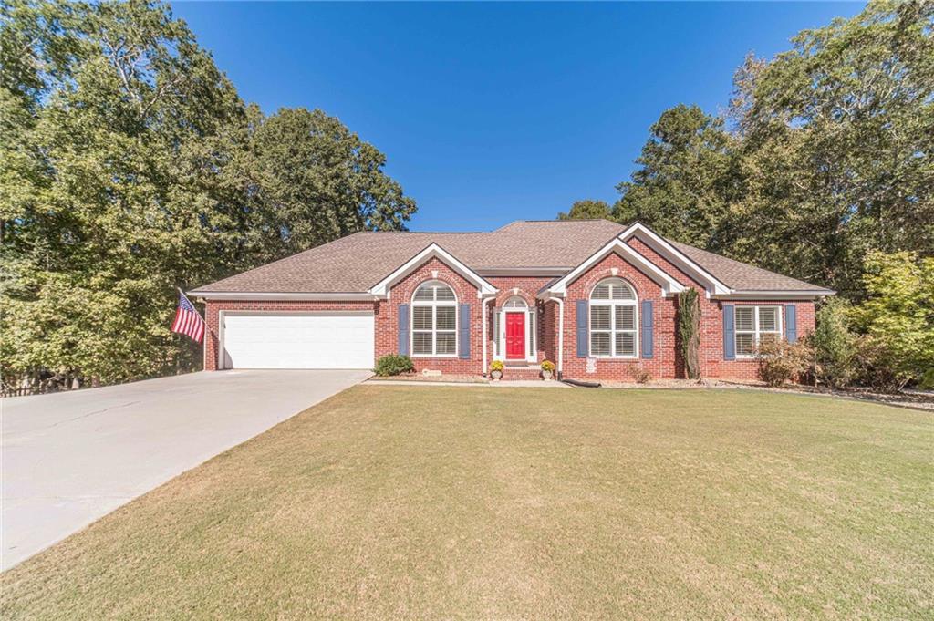 2049 Emily Dr., Social Circle, GA 30025