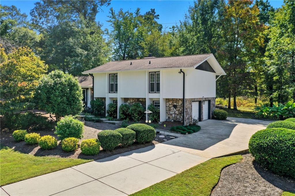 3572 High Green Dr., Marietta, GA 30068