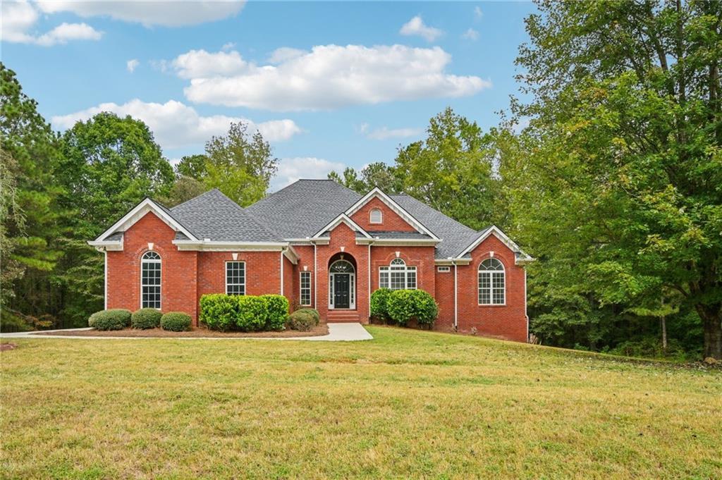 200 Clear Spring Ln., Oxford, GA 30054
