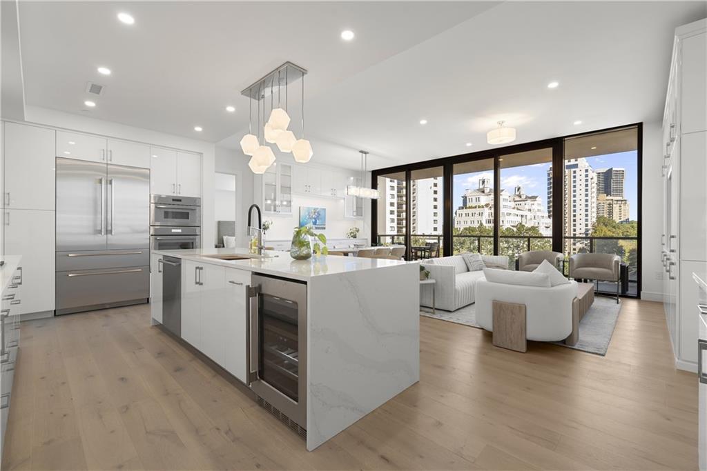 2425 Peachtree Rd. #902, Atlanta, GA 30305