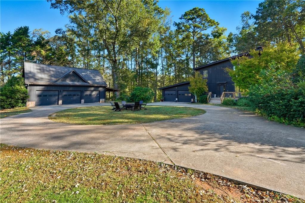 6700 Yacht Club Dr., Acworth, GA 30102