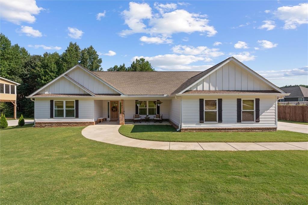 167 Lawrence Dr., Villa Rica, GA 30180