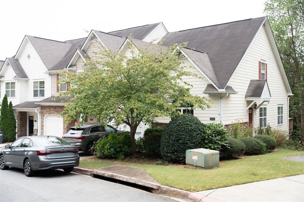 1969 Hoods Fort Cir. #25, Kennesaw, GA 30144