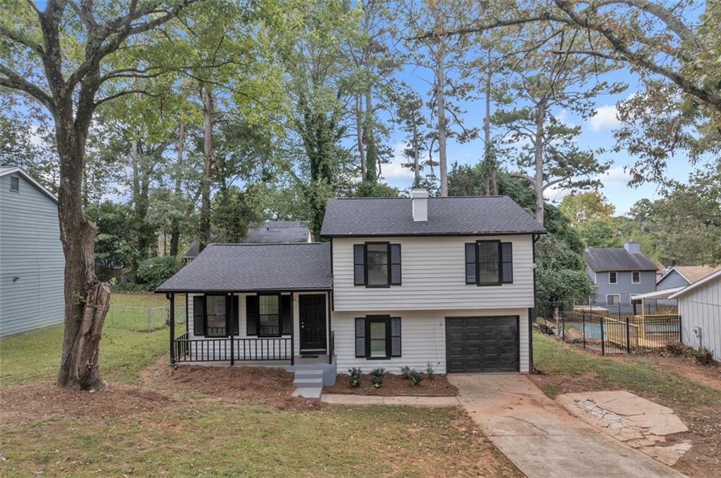 3959 Wood Path Dr., Stone Mountain, GA 30083