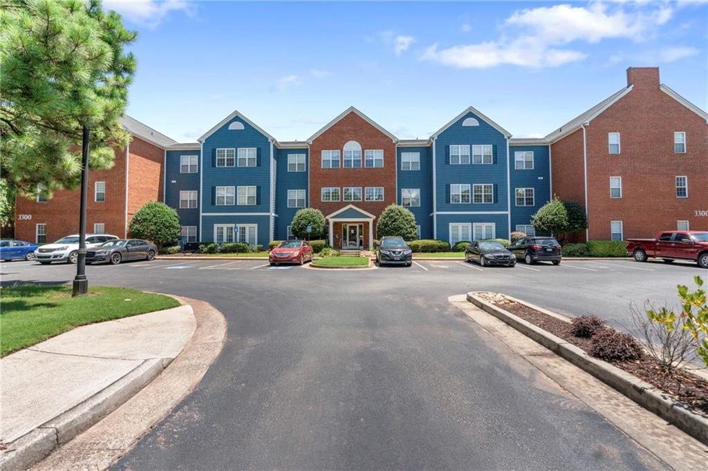 3300 Dogwood Dr. #311, Hapeville, GA 30354