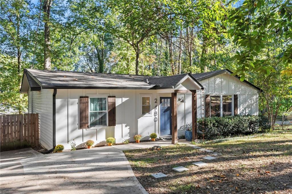 2480 Hawk Creek Tr., Cumming, GA 30041