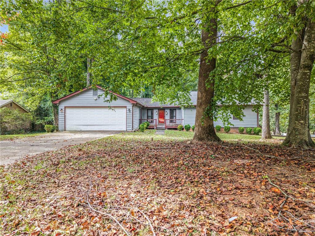3047 Sanibel Dr., Stone Mountain, GA 30087