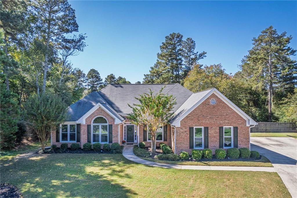 1201 Tribble Woods Ct., Lawrenceville, GA 30045