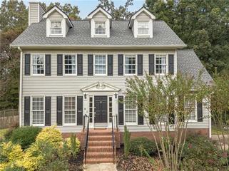 5040 Puritan Dr., Sugar Hill, GA 30518