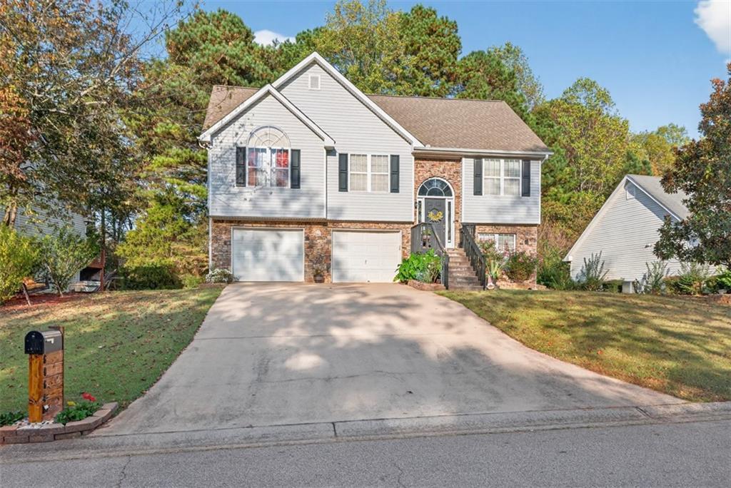 6064 Cane Crossing Dr., Gainesville, GA 30507
