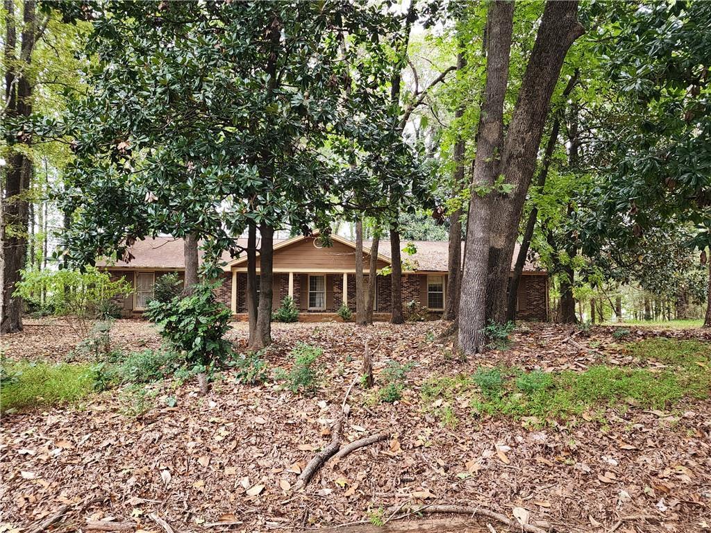 2881 Glenhaven Ct., Conyers, GA 30094