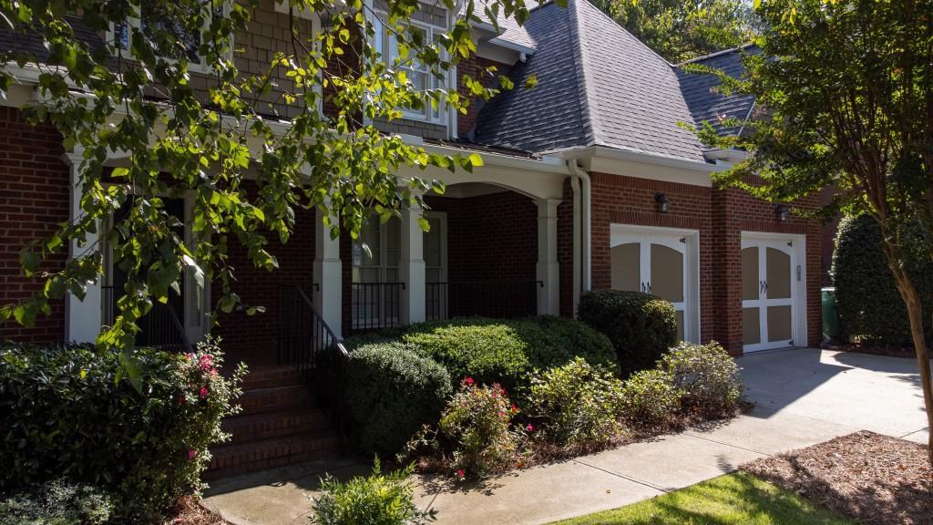225 Trowbridge Rd., Sandy Springs, GA 30350